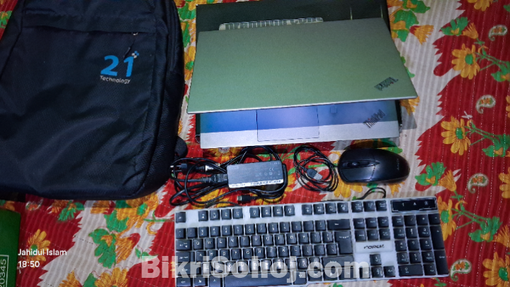 Lenovo ThinkPad X1 carbon i5 8 generation (Silver Edition)